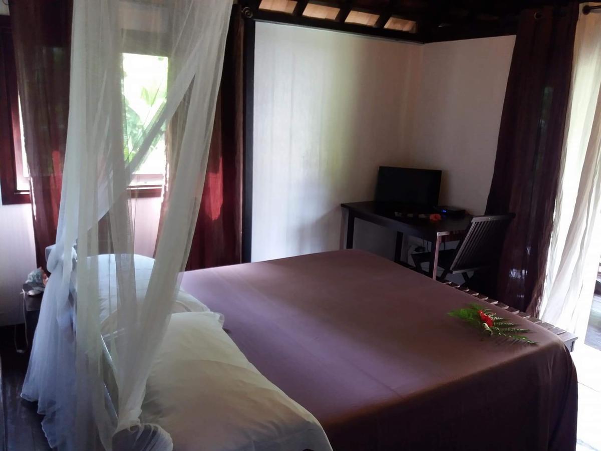 Pension Hibiscus Tahaa Uturoa Exterior foto